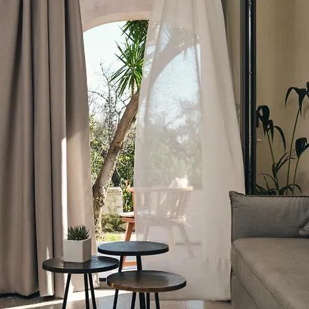 Casa Di Pierro * Литакия